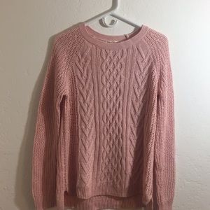 Light pink, knitted sweater
